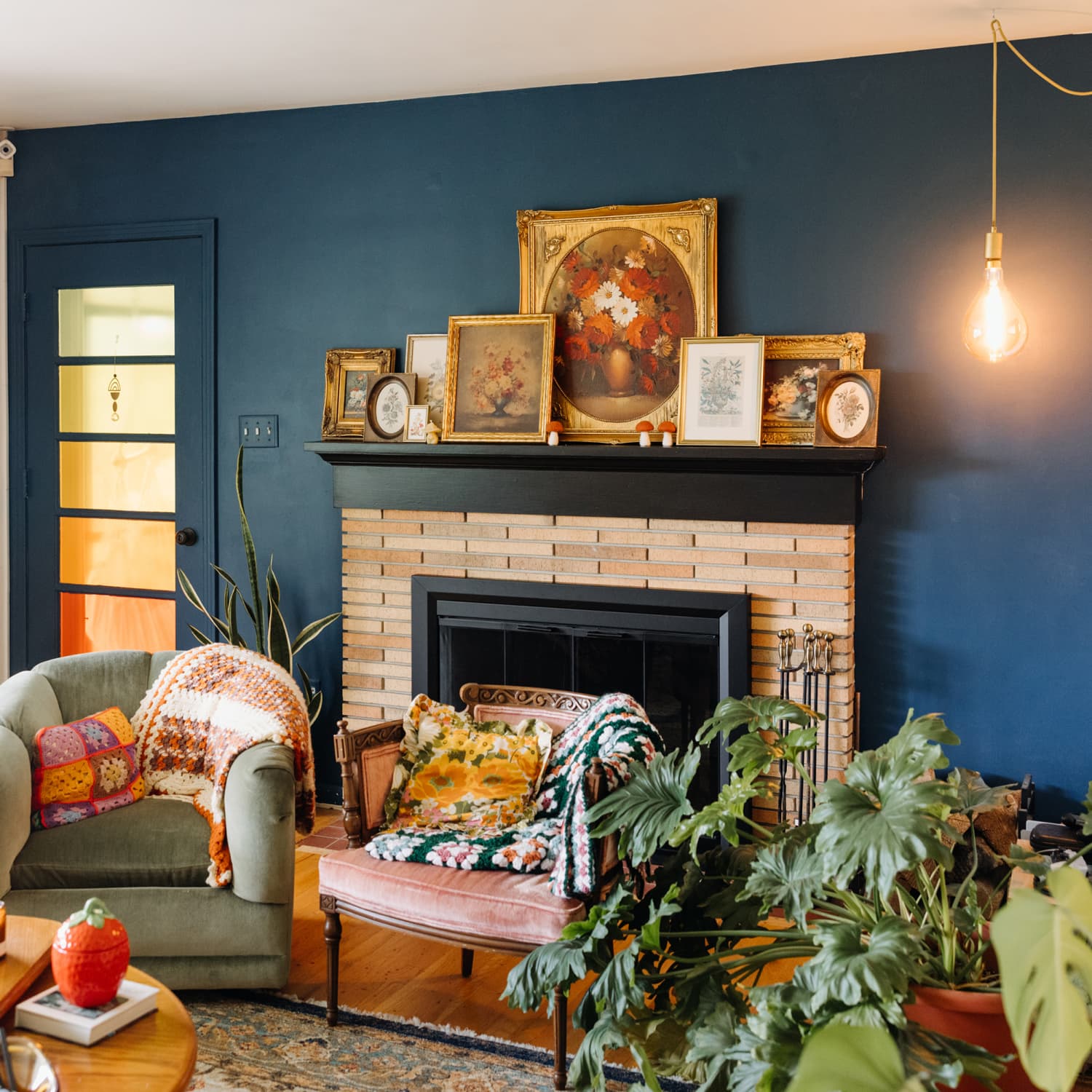 The Dirt Devil Scorpion Plus Handheld Vacuum is Great for Small